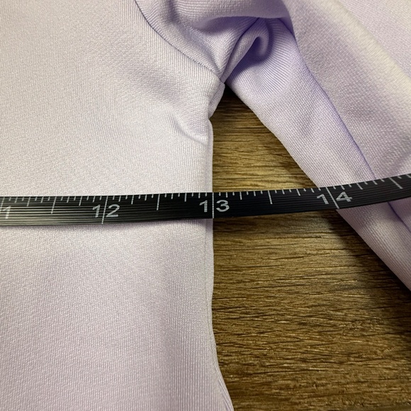 Under Armour Girls Cold Gear Longsleeve Crewneck Shirt Baselayer Lavender M NWT - Picture 4 of 12